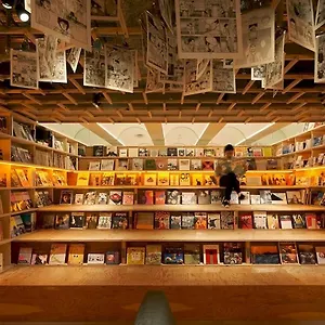 「泊まれる本屋」book And Bed 新宿 東京都