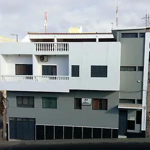 https://mix-2-mindelo.cape-verdehotels.com